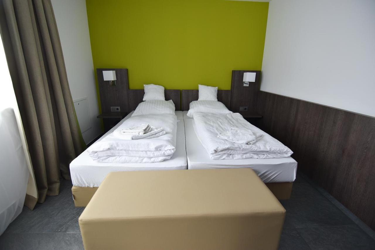 Im Tal 2 Apartment Haus Μπεργκχάιμ Εξωτερικό φωτογραφία