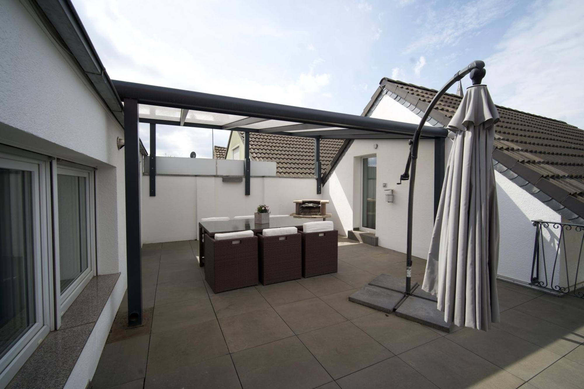 Im Tal 2 Apartment Haus Μπεργκχάιμ Εξωτερικό φωτογραφία